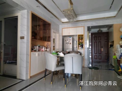 坡头区南油二区武装部便宜电梯房出租